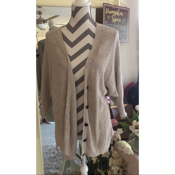 American Eagle Outfitters Sweaters - Oatmeal Knit Cardigan